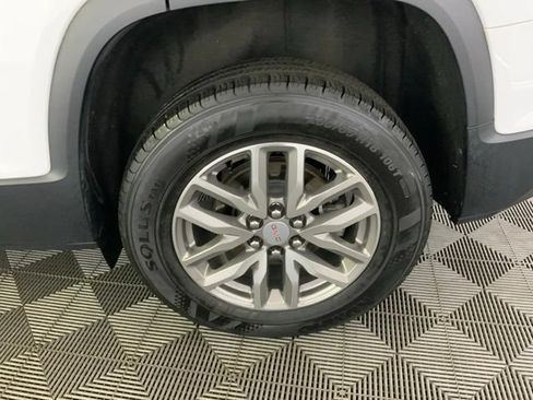 Used 2018 GMC Acadia SLE w/ Driver Alert Package I AWD/4WD image 10