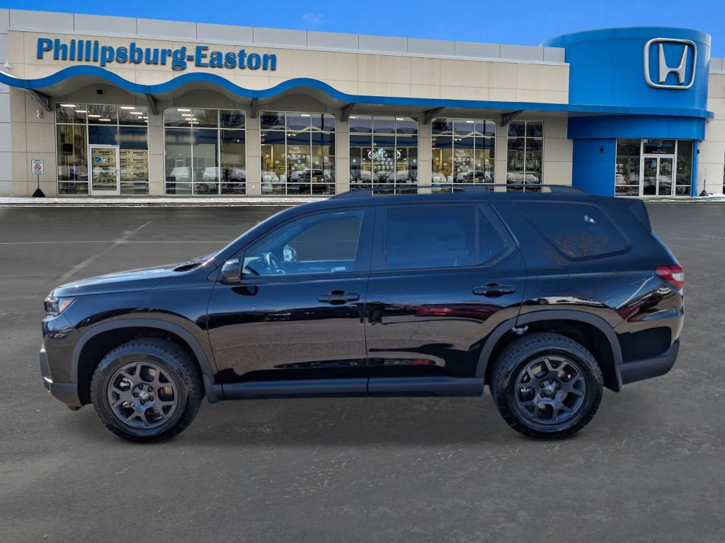 New 2026 Honda Pilot TrailSport image 2