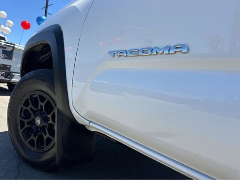 Used 2023 Toyota Tacoma SR5 image 41