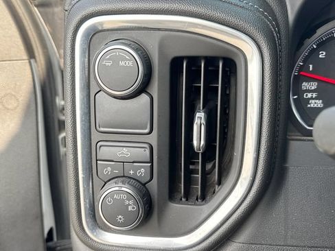 Used 2021 Chevrolet Silverado 1500 LT RWD image 22