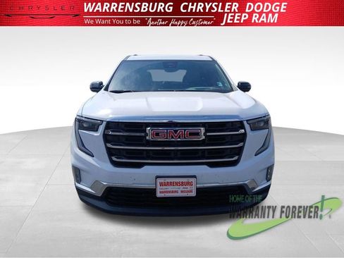 Used 2026 GMC Acadia Elevation w/ Elevation Premium Package image 10