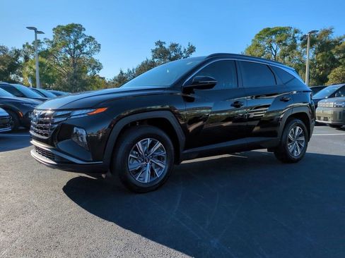 Used 2022 Hyundai Tucson Blue image 2