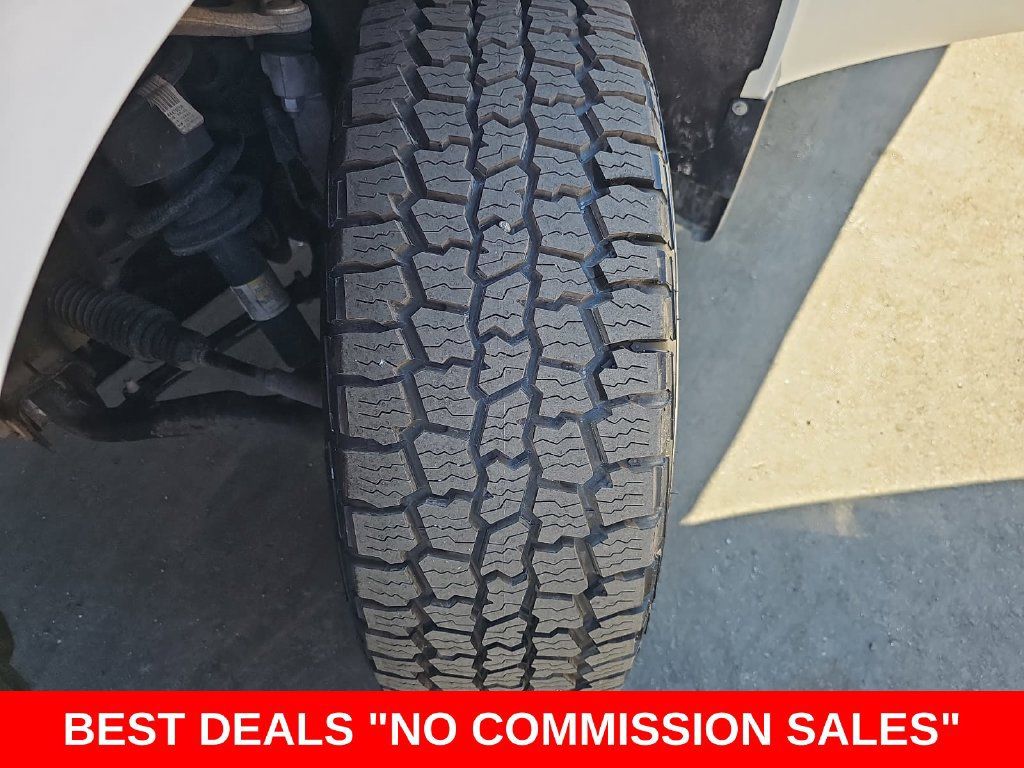 Used 2020 Chevrolet Silverado 1500 W/T RWD image 34