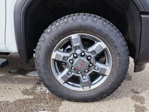 New 2026 GMC Sierra 2500 SLT w/ SLT Premium Package image 36