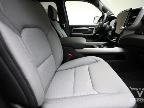 New 2026 RAM 1500 Lone Star AWD/4WD image 11