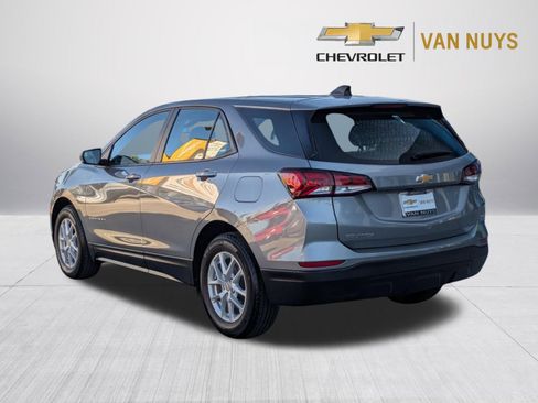 Used 2023 Chevrolet Equinox LS FWD image 7