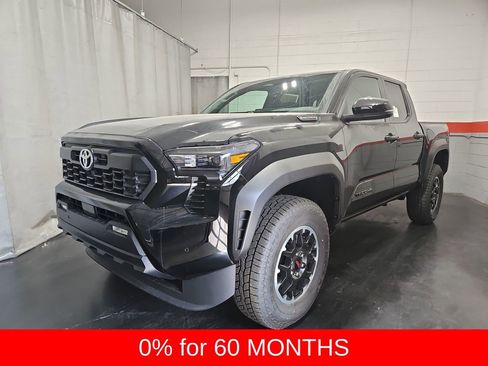 New 2025 Toyota Tacoma TRD Off-Road image 3
