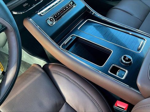 New 2026 Lincoln Aviator Reserve image 8