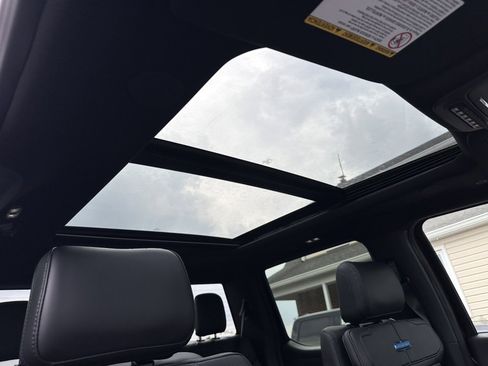 New 2025 Ford F250 Platinum w/ Tremor Off-Road Package image 15