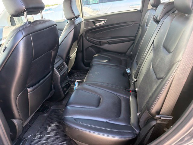 Used 2022 Ford Edge Titanium w/ Equipment Group 301A AWD/4WD image 8