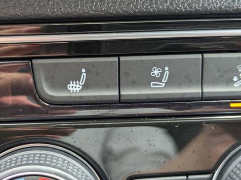 Used 2022 Volkswagen Atlas SEL Premium AWD/4WD image 26