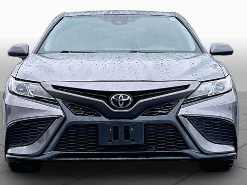 Used 2022 Toyota Camry SE FWD image 4