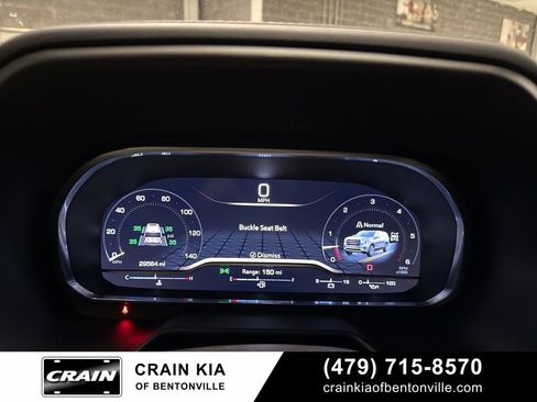 Used 2024 GMC Yukon AT4 w/ Technology Package image 28