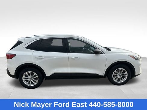 Used 2022 Ford Escape SE w/ Cold Weather Package image 8