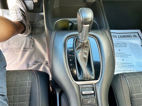 Used 2024 Honda HR-V Sport image 16