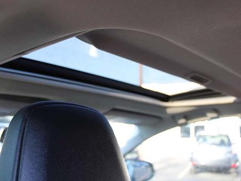 Used 2015 Toyota RAV4 Limited w/ Technology Package AWD/4WD image 8