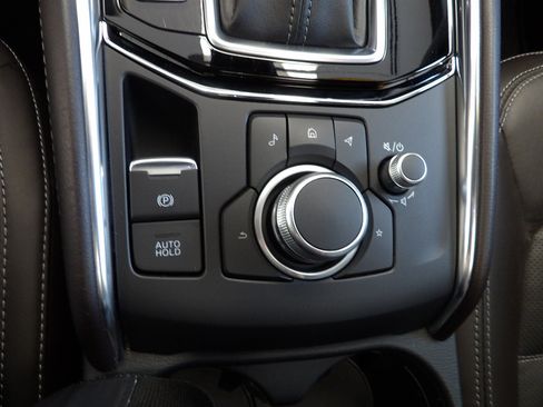 Certified 2025 MAZDA CX-5 Signature AWD/4WD image 33