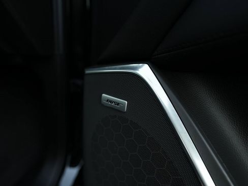 Used 2020 Cadillac Escalade ESV 4WD image 40