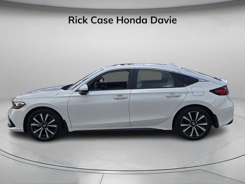 Used 2024 Honda Civic EX-L image 4