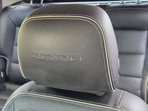 Used 2020 GMC Terrain Denali w/ Denali Premium Package FWD image 21