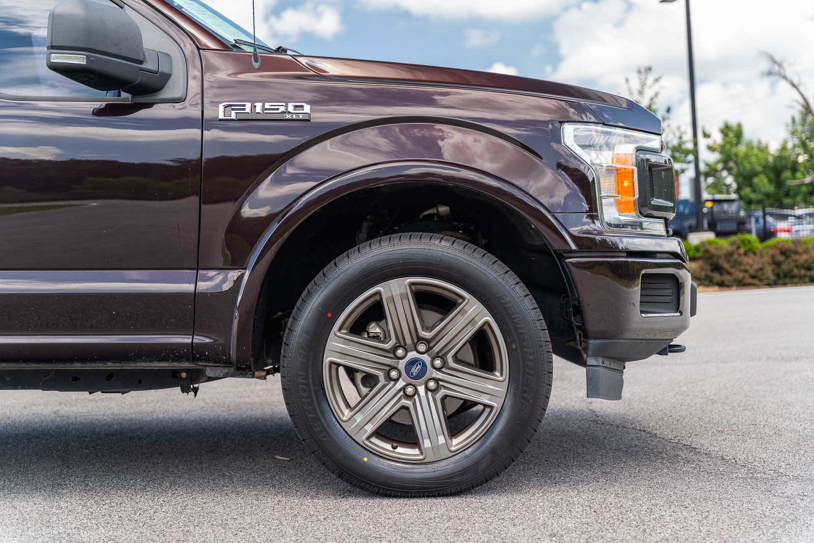 Used 2020 Ford F150 XLT w/ Equipment Group 302A Luxury AWD/4WD image 9