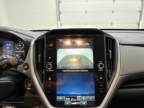 Used 2024 Subaru Crosstrek 2.0i Premium image 28