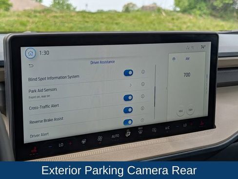 Used 2025 Ford Maverick Lariat w/ 4K Tow Package AWD/4WD image 27