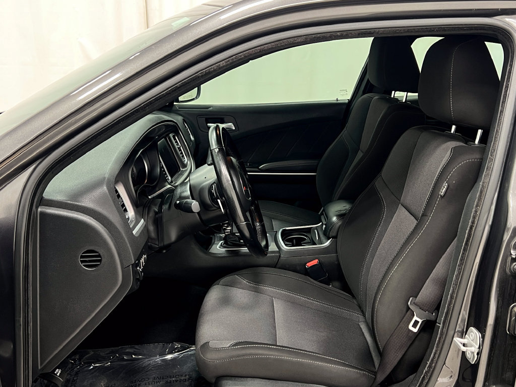 Used 2022 Dodge Charger SXT AWD/4WD image 12