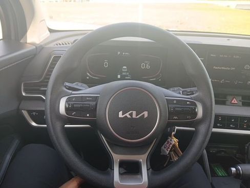 Certified 2024 Kia Sportage LX image 14
