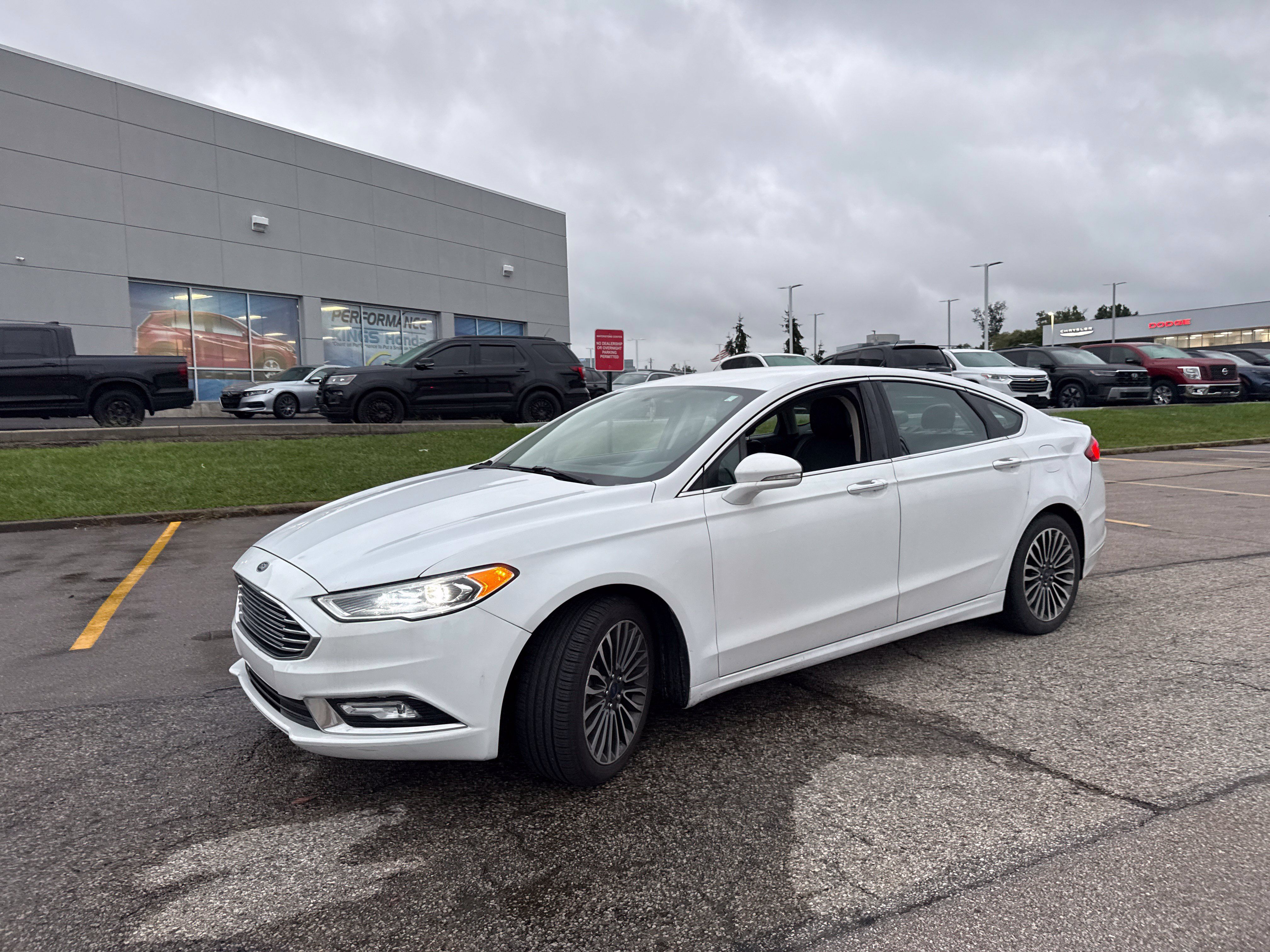 Used 2017 Ford Fusion Titanium FWD image 13