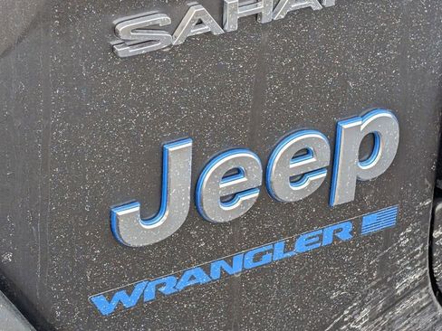 Used 2024 Jeep Wrangler Unlimited Sahara image 5