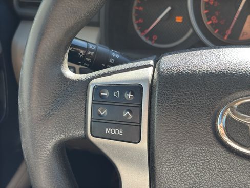 Used 2012 Toyota 4Runner SR5 w/ Convenience Pkg RWD image 19
