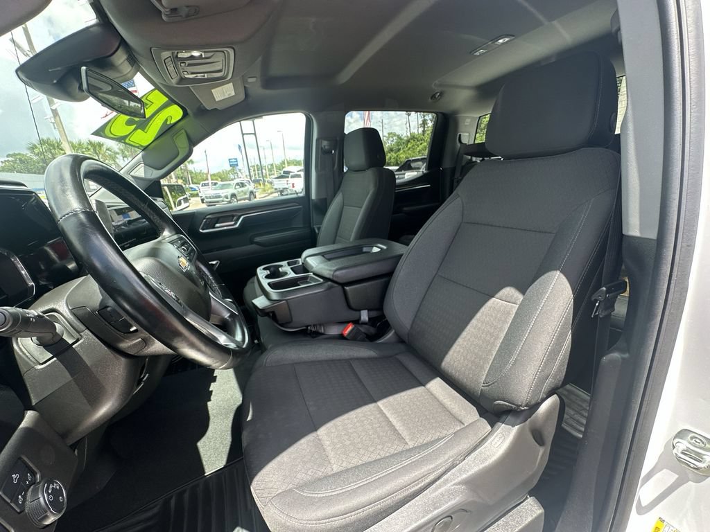 Used 2025 Chevrolet Silverado 1500 LT RWD image 19