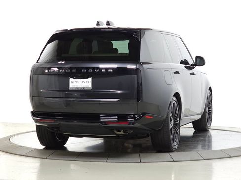 Certified 2024 Land Rover Range Rover SE AWD/4WD image 8
