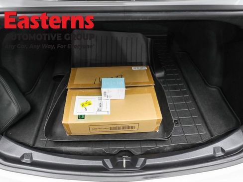 Used 2019 Tesla Model 3 Performance image 9