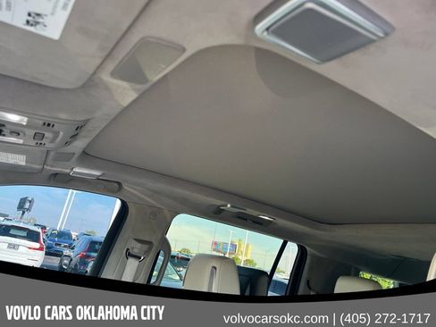 Used 2023 Cadillac Escalade ESV Premium Luxury Platinum AWD/4WD image 15