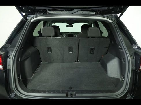 Used 2024 Chevrolet Equinox LS w/ LS Convenience Package FWD image 11