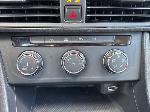 Used 2019 Volkswagen Jetta S FWD image 10
