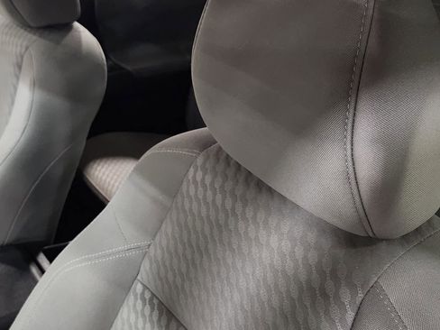 Used 2022 Toyota Tacoma SR5 image 34