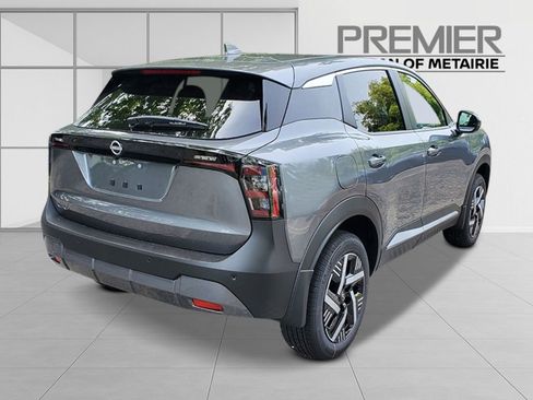 New 2026 Nissan Kicks SV image 6