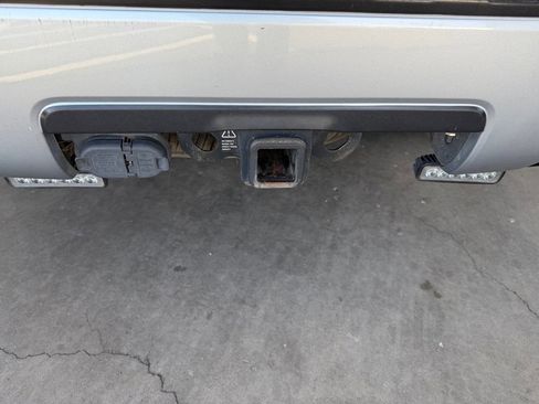 Used 2018 Toyota Sequoia Limited w/ Safety & Convenience Package AWD/4WD image 31