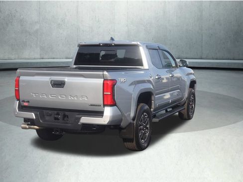 Used 2025 Toyota Tacoma TRD Sport w/ TRD Sport Premium Package AWD/4WD image 15
