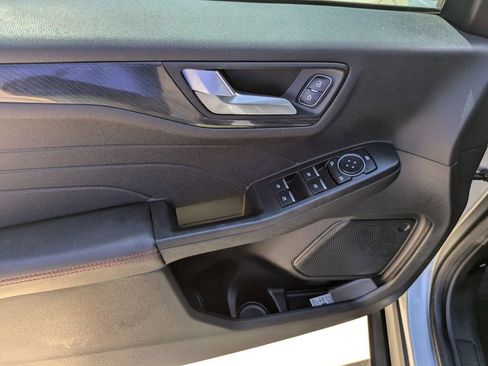 Used 2023 Ford Escape ST-Line w/ Tech Pack #1 image 9