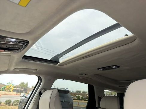 Used 2024 Hyundai Palisade Calligraphy image 24