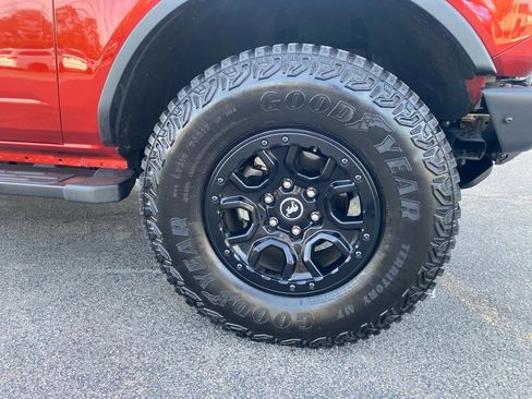 Used 2024 Ford Bronco Wildtrak image 30