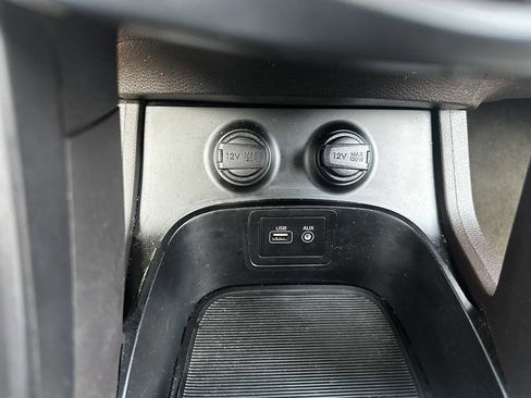 Used 2017 Hyundai Santa Fe Sport FWD image 16