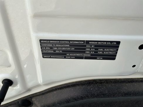 Used 2024 Nissan Ariya AWD image 23