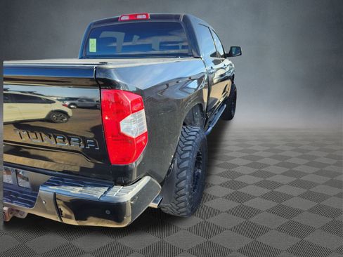Used 2017 Toyota Tundra Platinum image 10