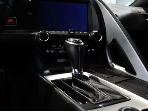 Used 2015 Chevrolet Corvette Z06 w/ Z07 Performance Package image 30