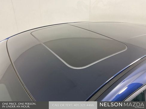 Used 2025 MAZDA MAZDA3 s FWD image 11